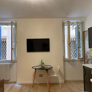 Regola Apartment